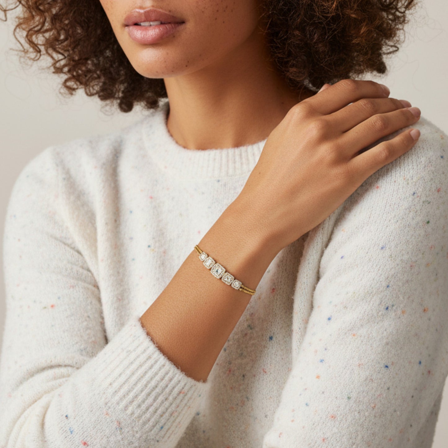 Paris Natural Diamond Tennis Bracelet in 18KT Gold