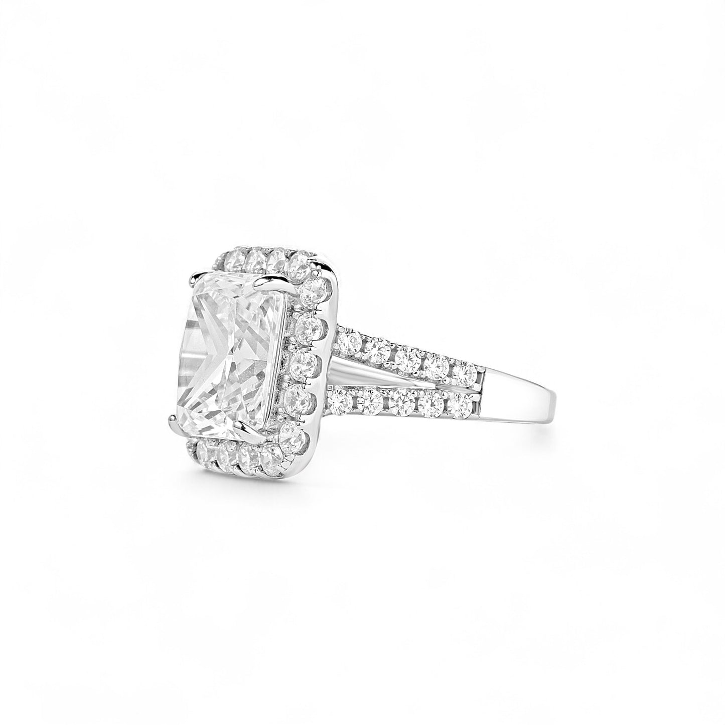 Zoe Radiant Cut Moissanite Engagement Ring in 18K Gold