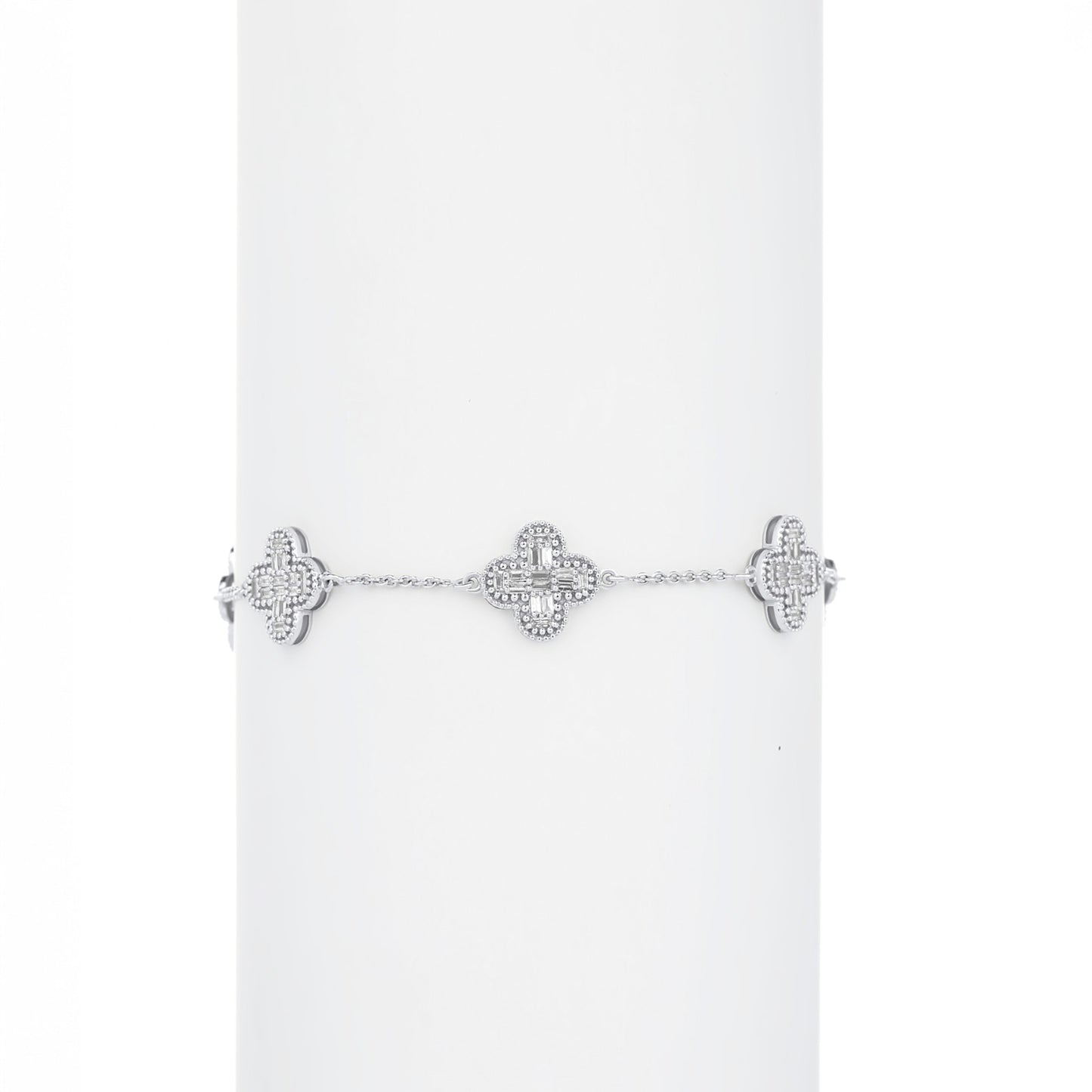 Baguette Clover Diamond Bracelet in 18KT Gold