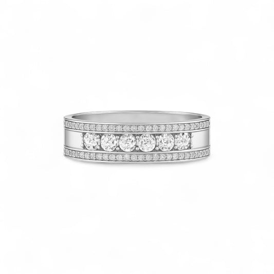 Charming Natural Diamond Wedding Band in 18K Gold