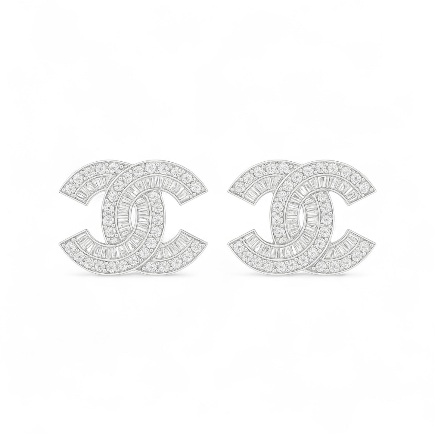 Interlocked C Diamond Mini Studs in 18KT Gold