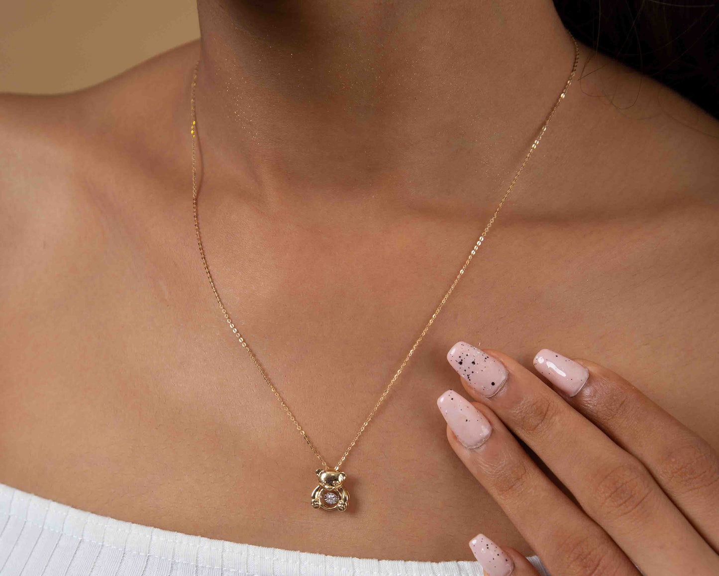 Teddy Diamond Pendant in 18K Gold