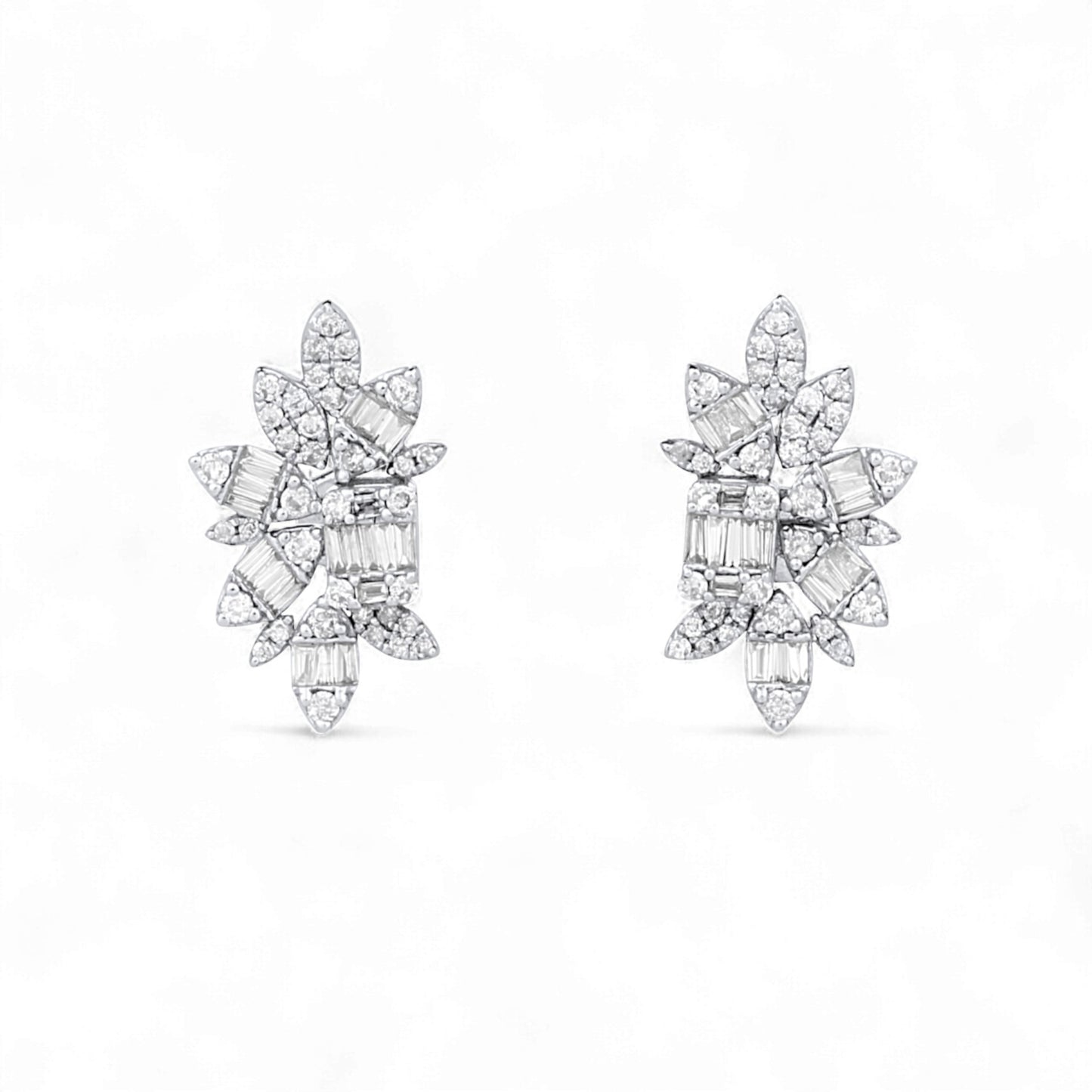 Lyra Natural Diamond Studs in 18KT Gold