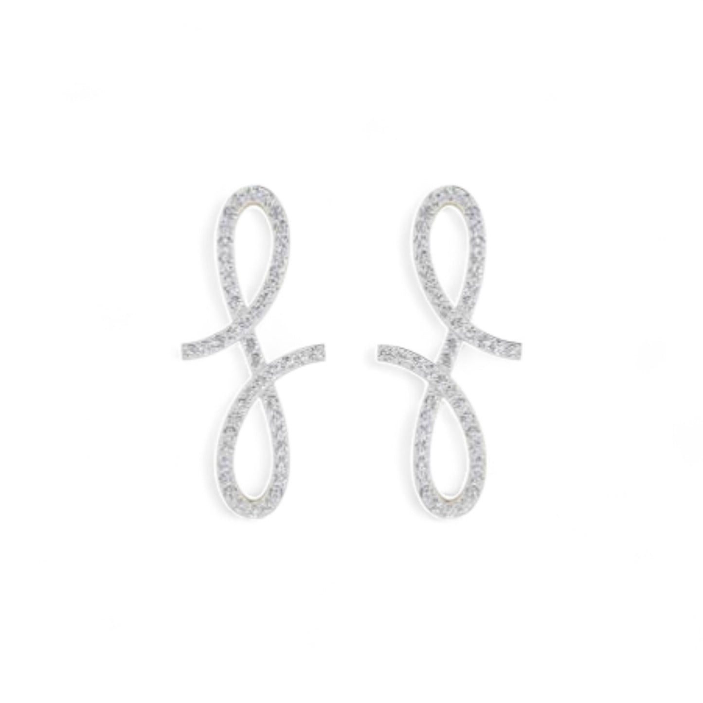 Oiza Infinie Mini Vertical Pave Diamond Earrings in 18K Gold