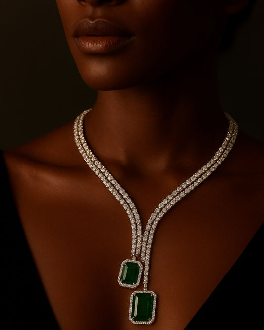 Eterna Verde Emerald & Diamond Necklace in 18K Gold